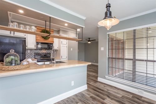 283-16301 Ledgemont Ln, Addison, TX, 75001-5987 | Card Image