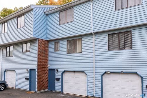 518-518 Blackstone Vlg, Meriden, CT, 06450-2411 | Card Image