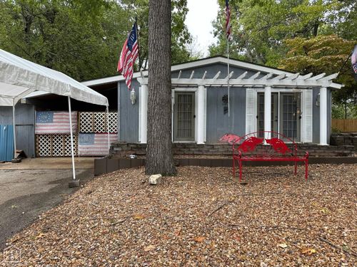 704 Birdie Dr, Mountain Home, AR, 72653-2827 | Card Image