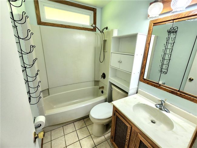 2490 Victoria Dr, House other with 4 bedrooms, 1 bathrooms and 1 parking in Hermitage PA | Image 25