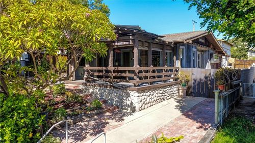 6012 Painter Ave, Whittier, CA, 90601-3739 | Card Image