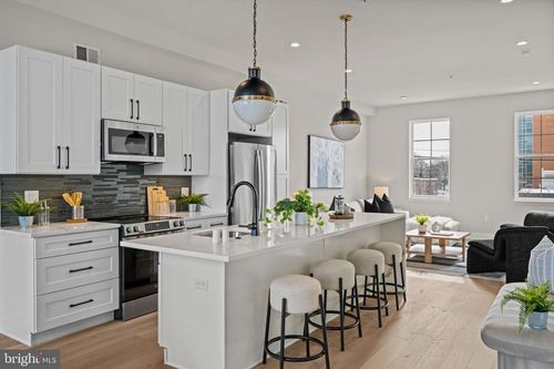 2715 Lorraine Ct, PHILADELPHIA, PA, 19131-2832 | Card Image