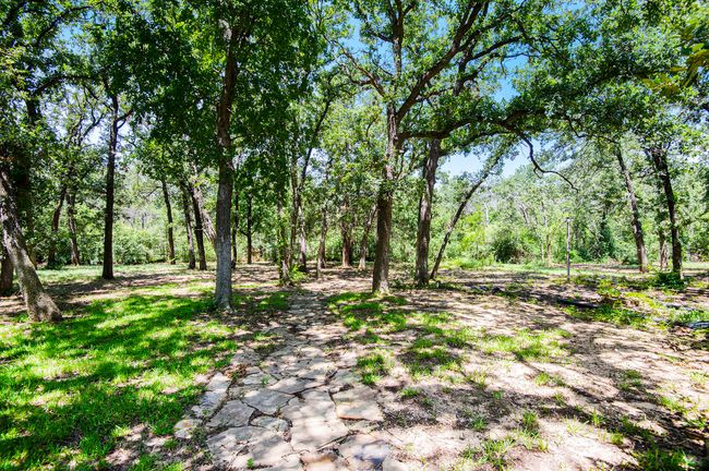 613 Seals Rd, House other with 4 bedrooms, 4 bathrooms and null parking in Bartonville TX | Image 36