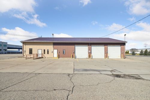 306 E Walker Rd, Saint Johns, MI, 48879-8574 | Card Image