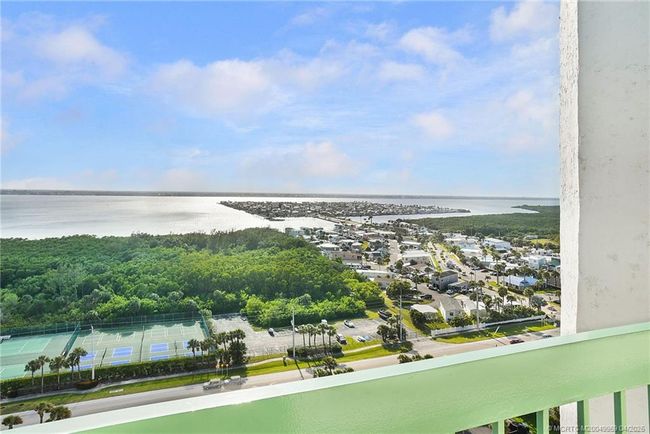APT-1604 - 9900 S Ocean Dr, Condo with 2 bedrooms, 2 bathrooms and null parking in Jensen Beach FL | Image 6