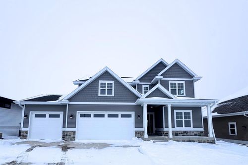 826 Capitol Dr, Dane, WI, 53529-9527 | Card Image