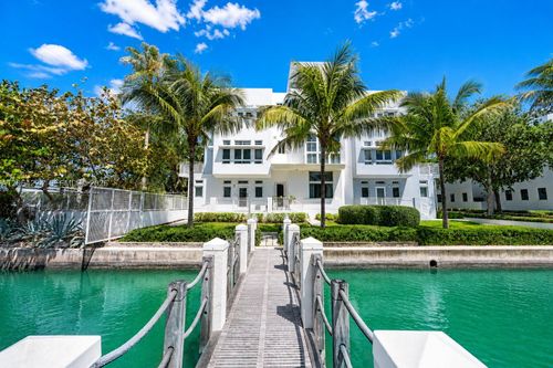 6203 Laguna Path N, Miami Beach, FL, 33141-5861 | Card Image