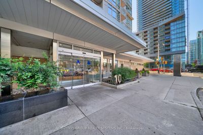 805 - 10 Navy Wharf Crt, Condo with 1 bedrooms, 1 bathrooms and null parking in Toronto ON | Image 2