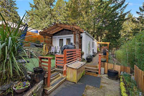 131-2500 Florence Lake Rd, Langford, BC, V9B4H2 | Card Image