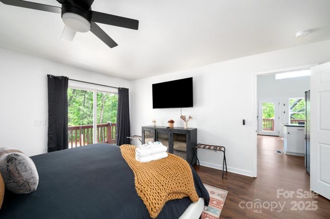 Ceiling Fans in all Bedrooms | Image 16