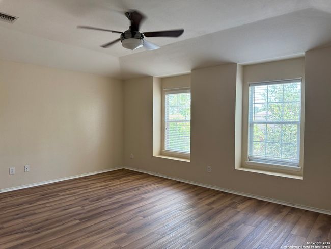 10115 Colt Xing, House other with 3 bedrooms, 3 bathrooms and null parking in Converse TX | Image 18