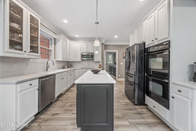 108 Center Park Ln, House other with 5 bedrooms, 5 bathrooms and 3 parking in Oak Ridge TN | Image 17