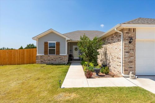 504 Evergreen Dr, Guthrie, OK, 73044-7772 | Card Image