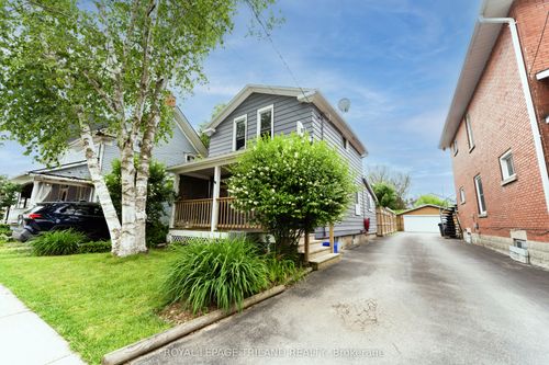 326 Smith St, Port Stanley, ON, N5L1C6 | Card Image