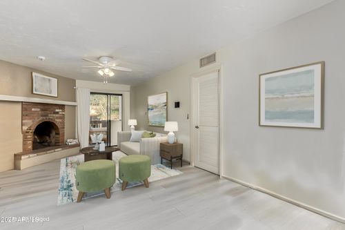 224-3031 N Civic Center Plz, Scottsdale, AZ, 85251-7901 | Card Image