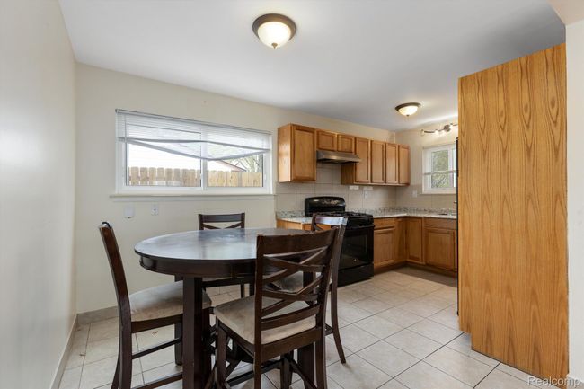 31209 Blair Dr, House other with 3 bedrooms, 2 bathrooms and null parking in Warren MI | Image 4