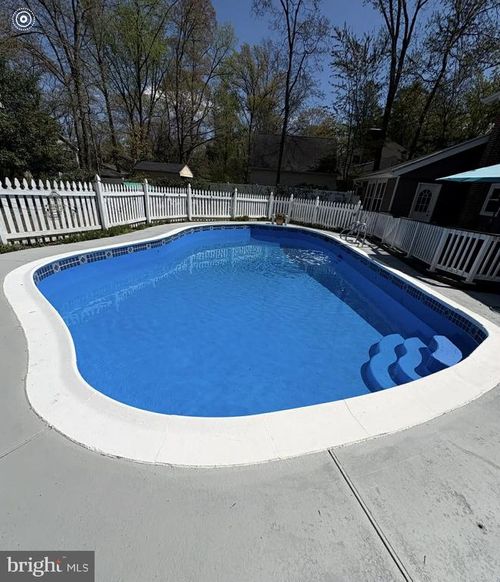 903 Pine Trl, Arnold, MD, 21012-1625 | Card Image