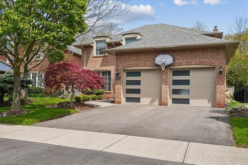 1277 Old Bridle Path, Oakville, ON, L6M1A3 | Card Image