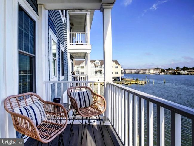 6189 Marsh Island Dr, Townhouse with 3 bedrooms, 3 bathrooms and null parking in CHINCOTEAGUE VA | Image 7