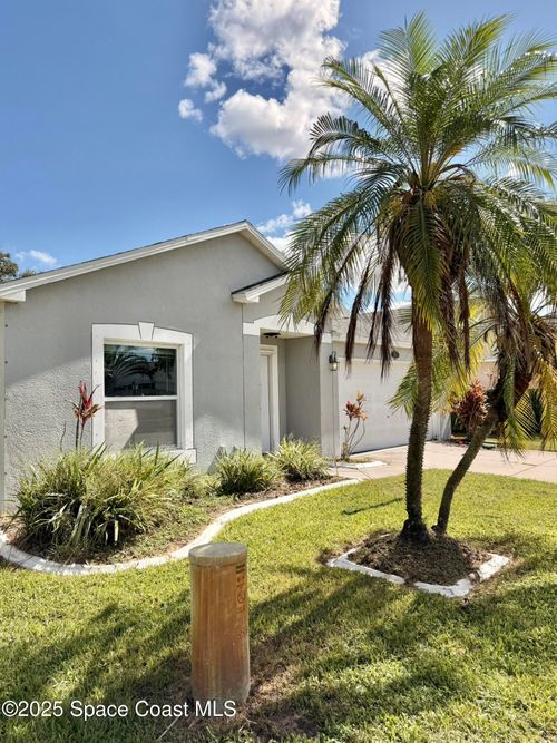 3685 Grand Meadows Blvd, Melbourne, FL, 32934-2915 | Card Image