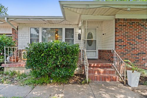 3703 Pecan Park Dr, Weatherford, TX, 76087-7368 | Card Image