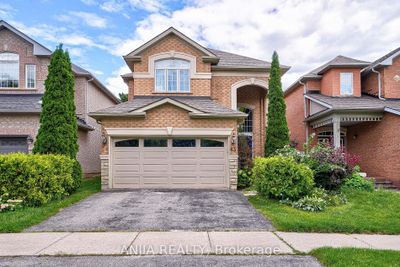 43 Black Walnut Dr, House other with 4 bedrooms, 4 bathrooms and 5 parking in Markham ON | Image 1