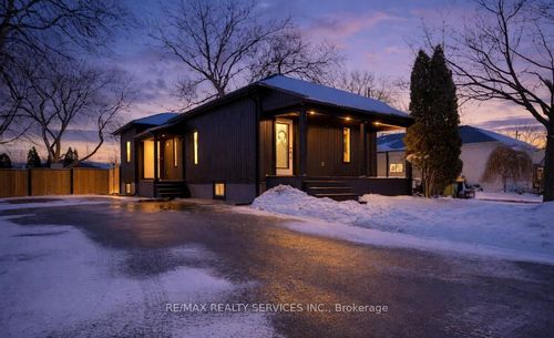 3 Mary St E, Saint Thomas, ON, N5R2V7 | Card Image