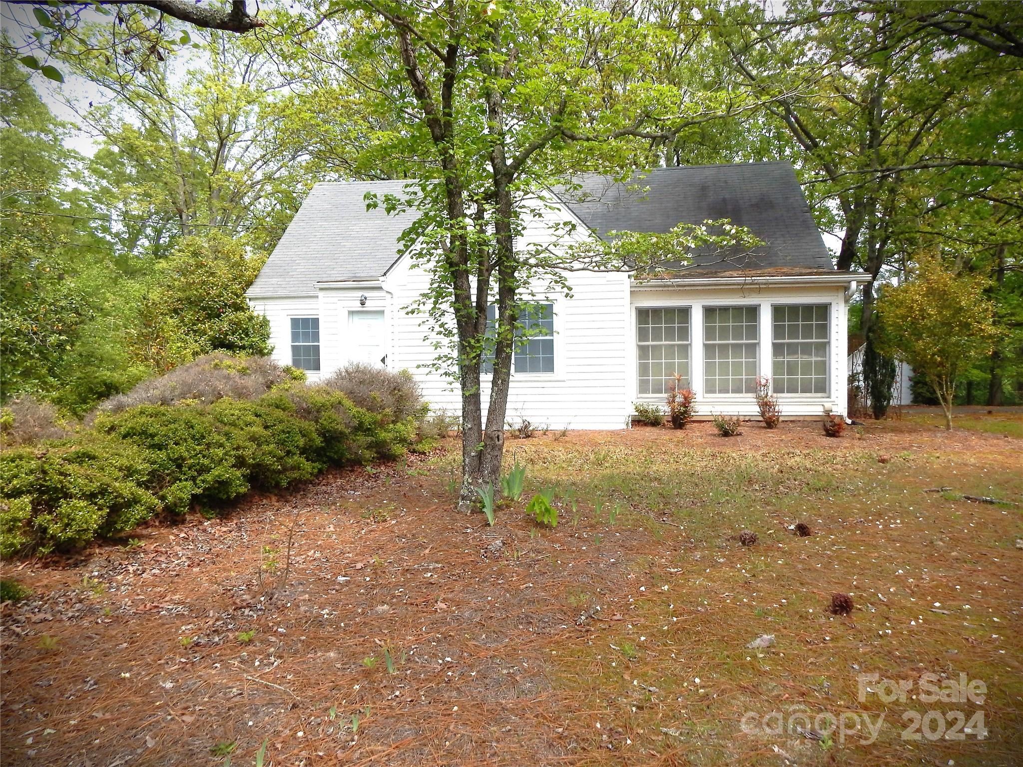 Williams St, Star, NC 27356
