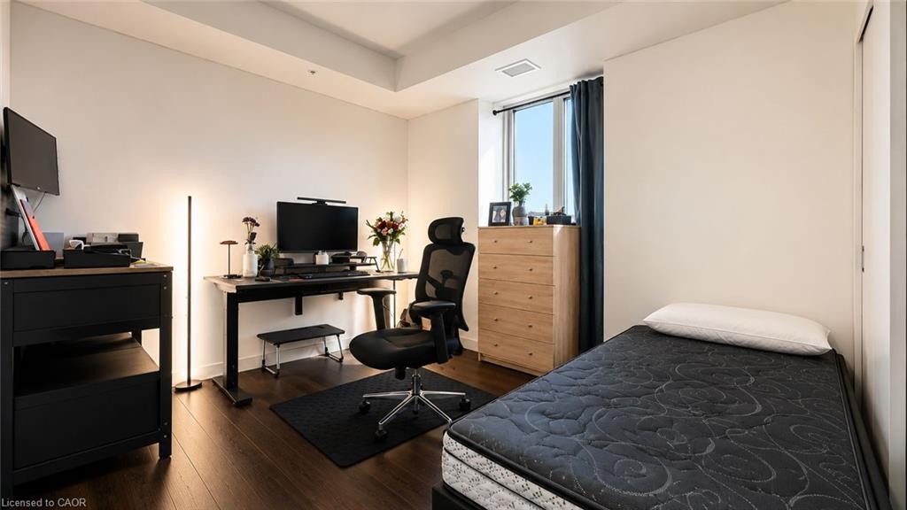 Residential Lease in Waterloo 3