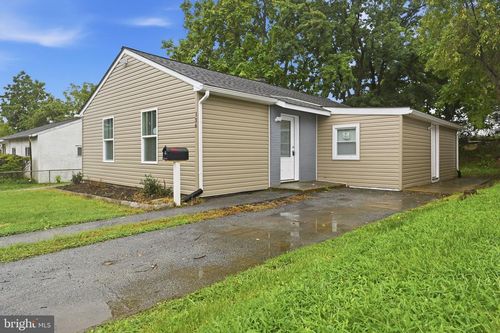 136 Winder Rd, NEW CASTLE, DE, 19720-1215 | Card Image