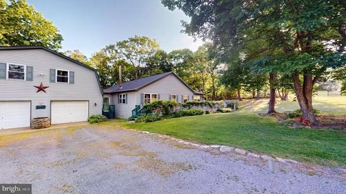 575 N River Highlands Rd, Delray, WV, 26714-1807 | Card Image