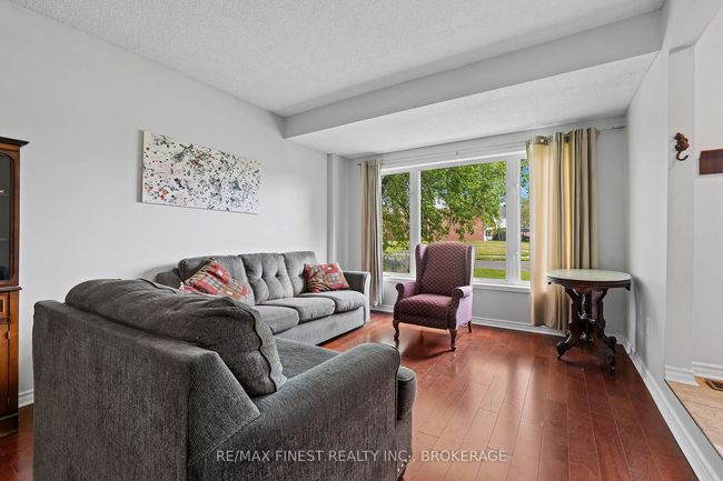 86 Kidd Dr, House other with 4 bedrooms, 3 bathrooms and 4 parking in Amherstview ON | Image 8