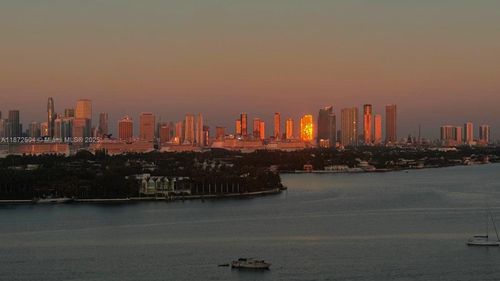 apt-1514-1000 West Ave, Miami Beach, FL, 33139-4729 | Card Image