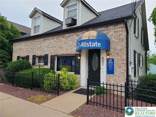 401 Main St, Stockertown, PA, 18083-7068 | Card Image