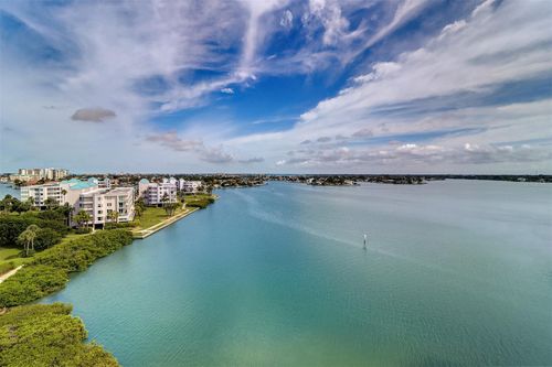 604-7963 Sailboat Key Blvd S, South Pasadena, FL, 33707-4404 | Card Image