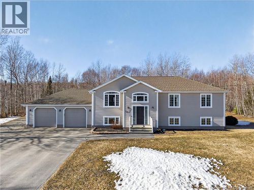 7 Wesley St, Miramichi, NB, E1V7T2 | Card Image