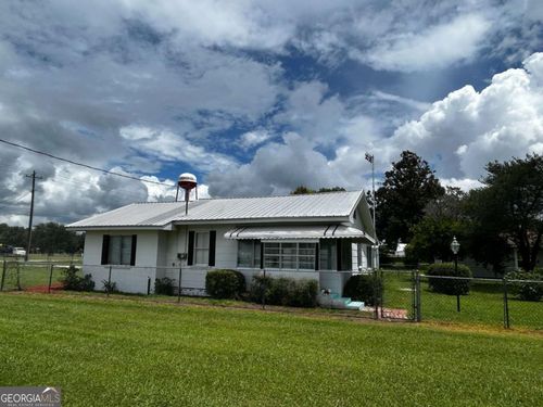 25 Jefferson St, Hoboken, GA, 31542-3424 | Card Image