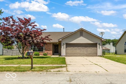11904 Hartland Dr, Indianapolis, IN, 46229-9626 | Card Image
