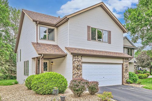 5691 Birch Trl, Shoreview, MN, 55126-4783 | Card Image