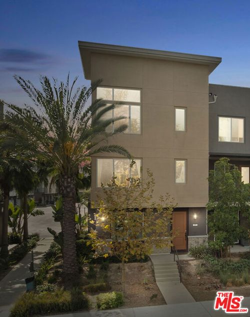 157 Steely, Irvine, CA, 92614-0915 | Card Image