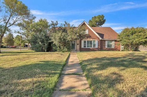 140 W 10th St, Colorado City, TX, 79512-4408 | Card Image