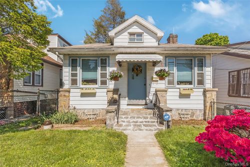 4522 Wilder Ave, Bronx, NY, 10466-1014 | Card Image