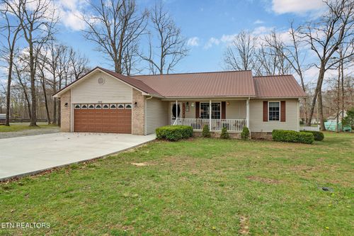 1012 Iroquois Ln, Crossville, TN, 38572-6769 | Card Image