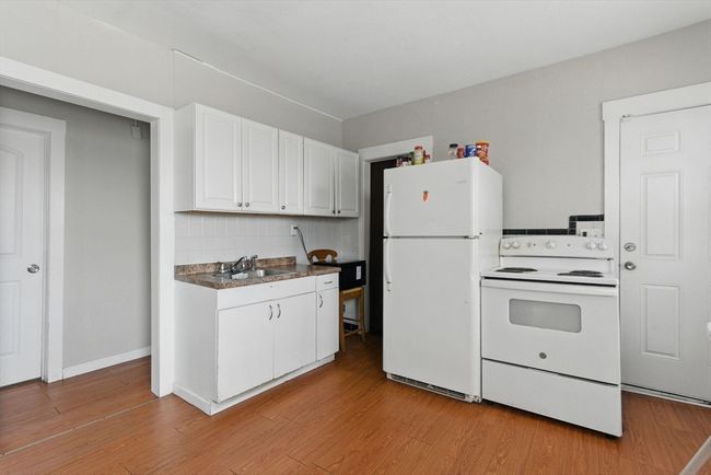 15 Rutledge Ave, Home with 8 bedrooms, 3 bathrooms and 4 parking in Springfield MA | Image 18