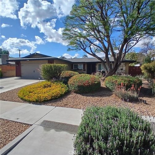 8969 Christopher Pl, Riverside, CA, 92503-5465 | Card Image