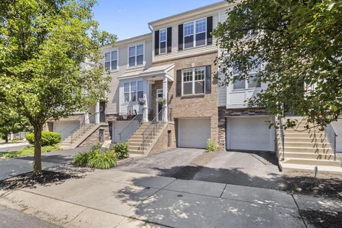 4128 Kinnia Dr, Columbus, OH, 43219-8141 | Card Image