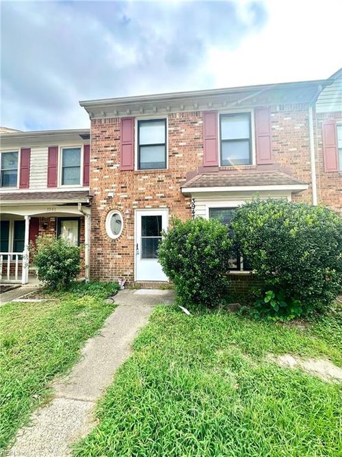 3947 Wyckoff Dr, Virginia Beach, VA, 23452-1873 | Card Image