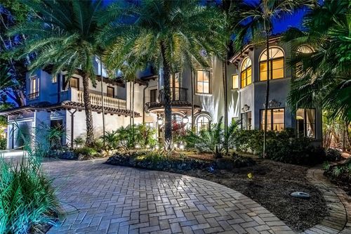 42 Nurmi Dr, Fort Lauderdale, FL, 33301-1403 | Card Image