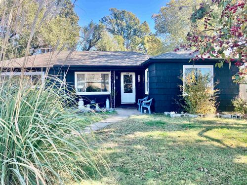 1718 Socony St, Augusta, KS, 67010-1950 | Card Image