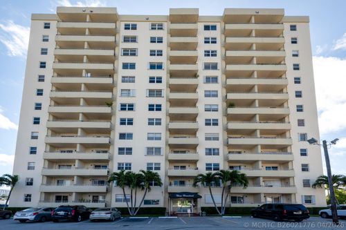 409-900 Ne 18th Ave, Fort Lauderdale, FL, 33304-3052 | Card Image